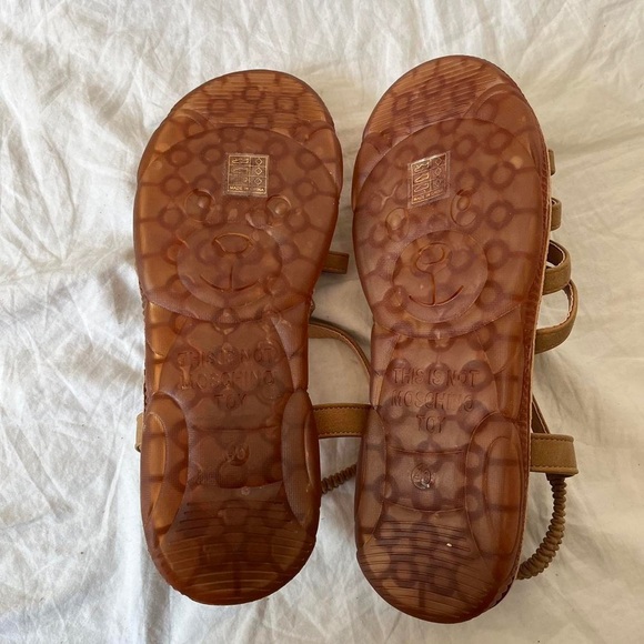 🧸tan moschino sandals🧸 - Picture 3 of 6